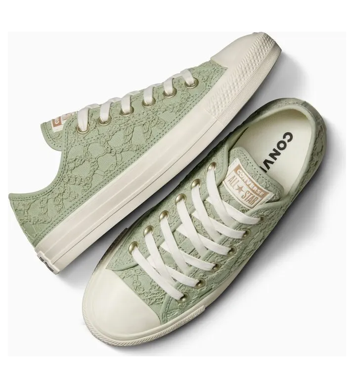 converse-chuck-taylor-all-star A06226C