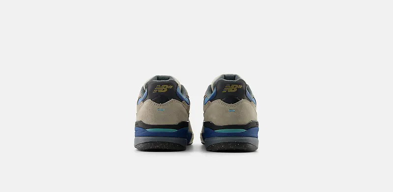 New Balance x Andrew Reynolds Numeric 933 Mushroom Navy (UN933ASB)