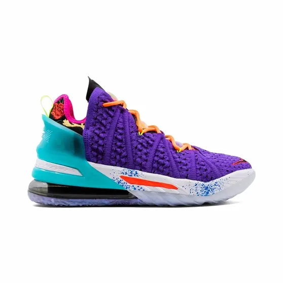 Nike LeBron 18 High-Top-Sneakers – Violett (DM2813)