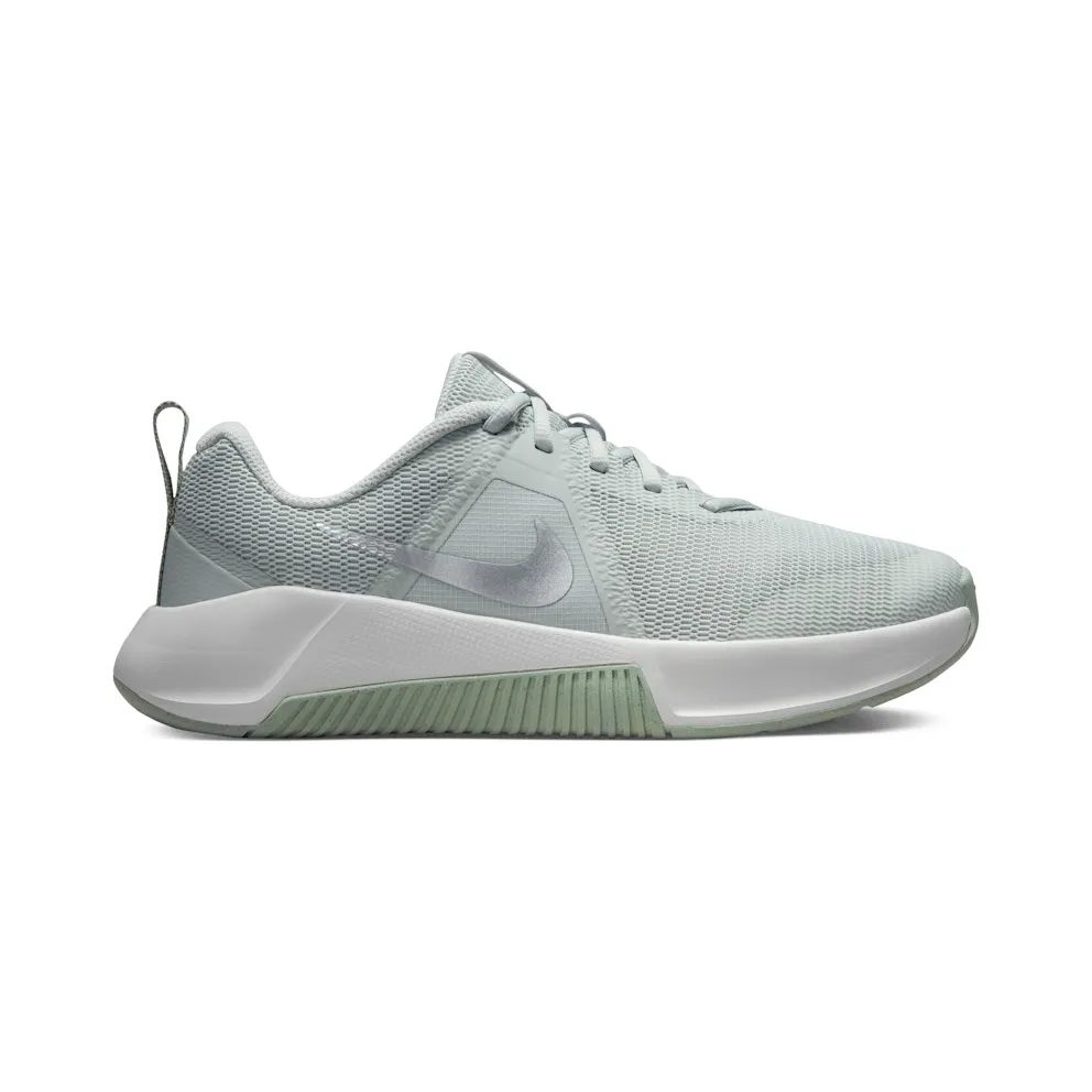 Nike MC Trainer 3 “Light Silver / Summit White / Jade Horizon / Metallic Platinum” (FQ1830-006)