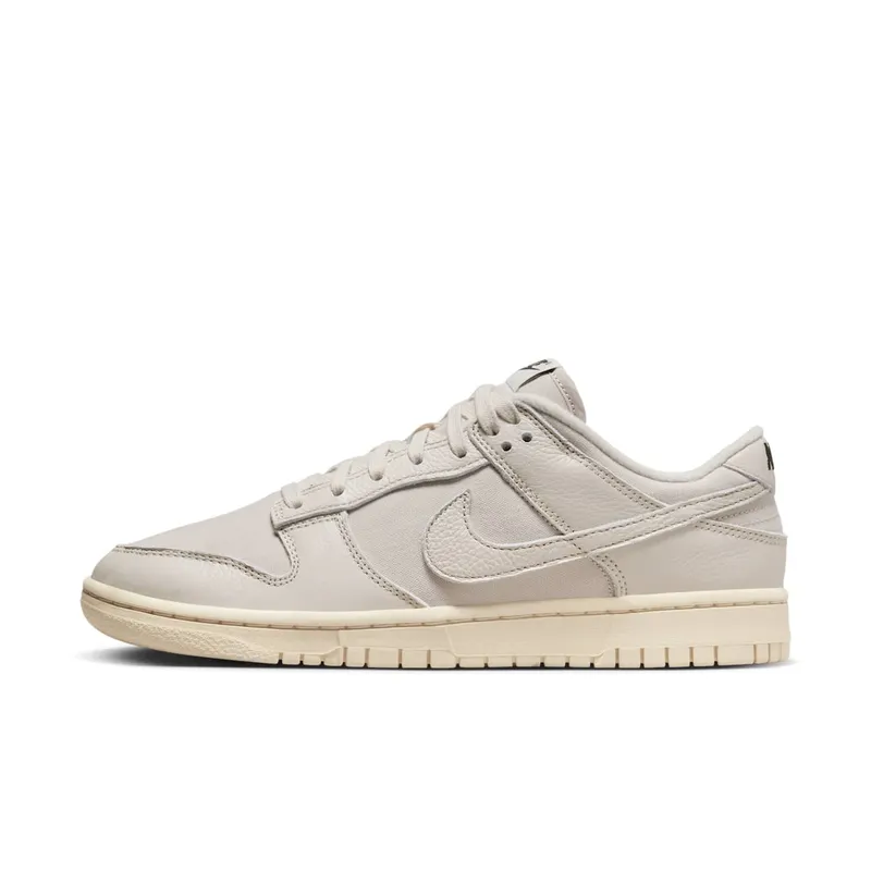 Nike Dunk Low “Light Orewood Brown” (DZ2538-100)