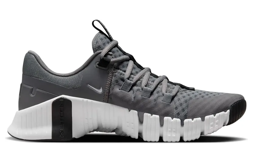 nike-free FN6616-001