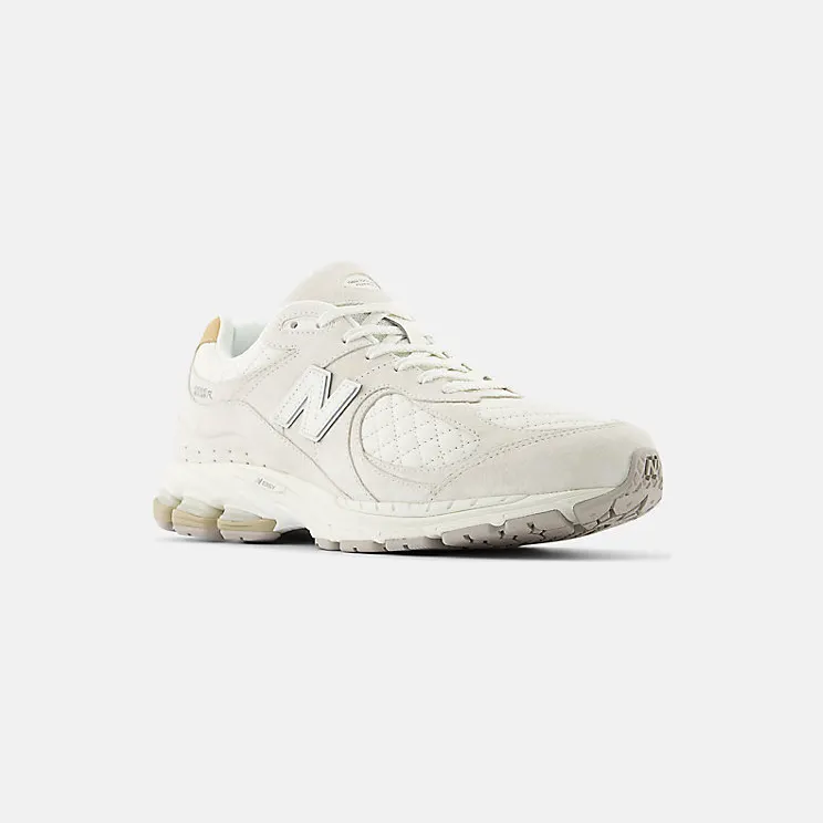 new-balance-2002r M2002RPD