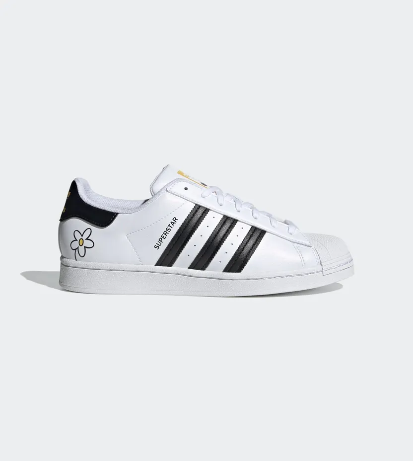 adidas Superstar Cloud White / Core Black / Hazy Yellow (GW2249)