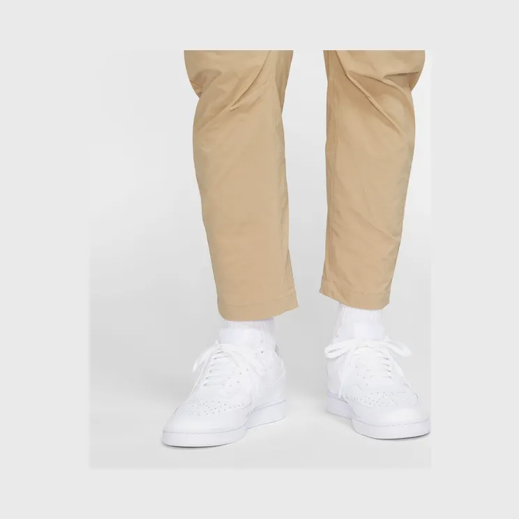 nike-court CD5463-100
