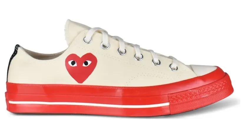 Comme Des Garçons x Converse Chuck Taylor sneakers met hartprint – Beige (AZK1230012)