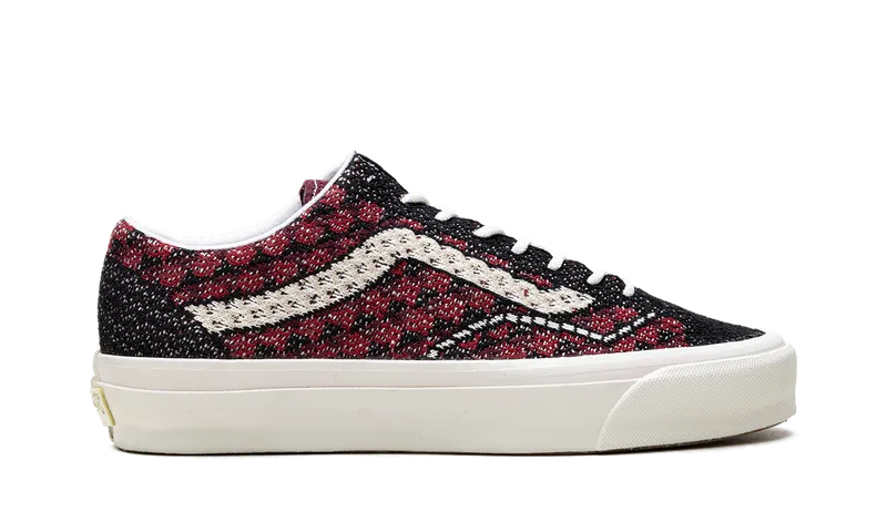 Vans Premium Old Skool “Knit Pack – Geo Check Bordeaux Red” (VN000EFKBRD)
