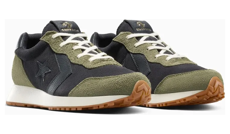 converse-sneaker A16367C