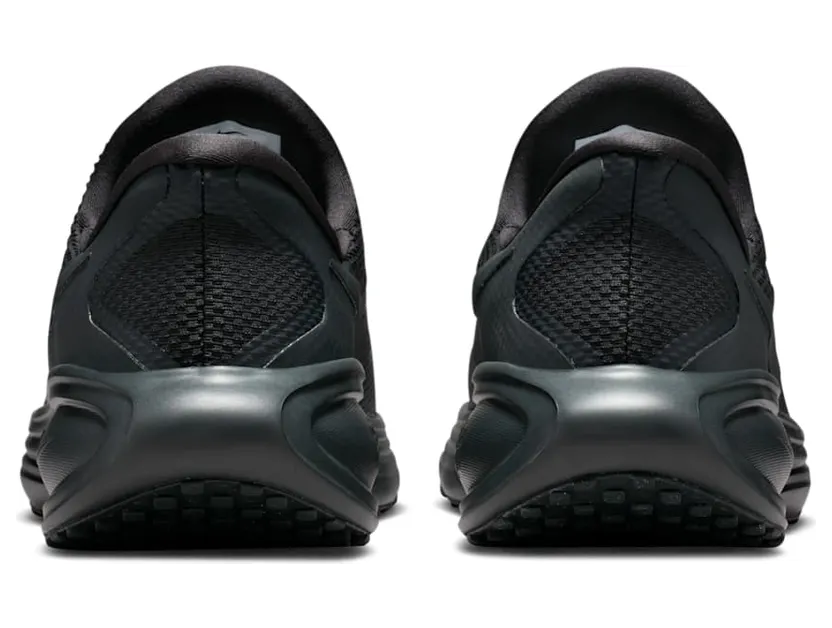 nike-revolution HQ2414-003