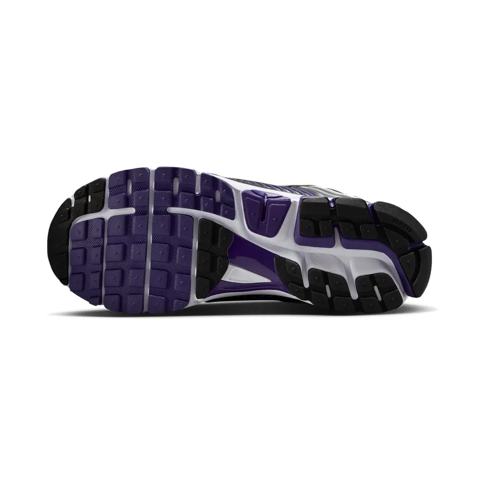 Nike Vomero 5 “Metallic Silver / Court Purple” (IM2220-095)