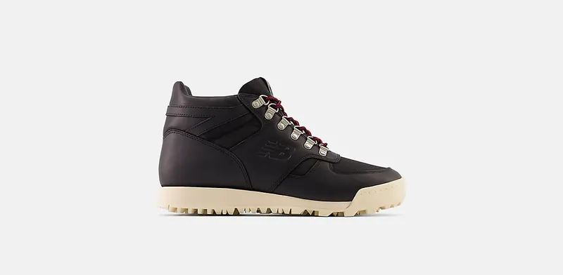 New Balance Rainier Black Macadamia Nut (URAINAL)