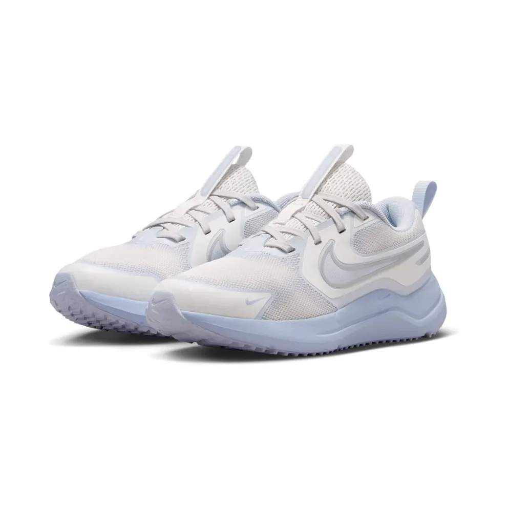 Nike Cosmic Runner White (HM4402-010)