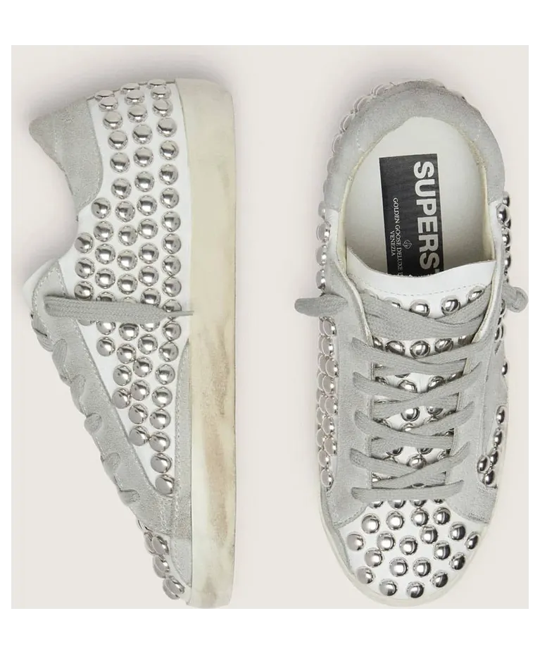 Golden Goose Super-Star In White Leather With Light Gray Star And Metal Studs (GWF00101.F008417.10276) (3)