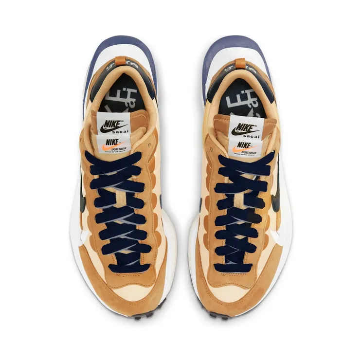 nike-vaporwaffle DD1875-200