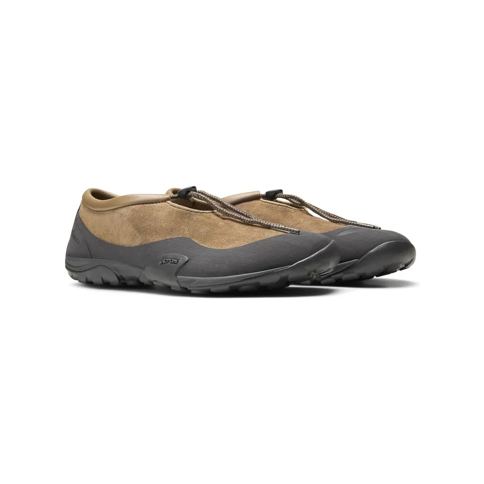 New Balance MT10T “Tokyo Design Studio – Raw Leather” (MT10TOK2)