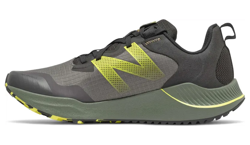 new-balance-sneaker MTNTRMG4