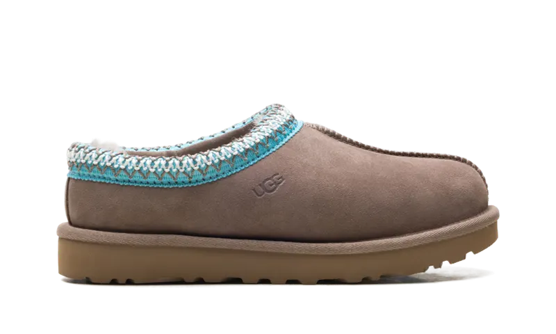 Ugg Tasman II Slide “Caribou Sapphire Ice” (1174470-CPPH)