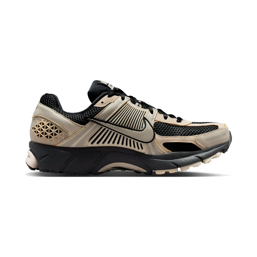 Nike Zoom Vomero 5 “Black / Cream II” (FJ4151-008)