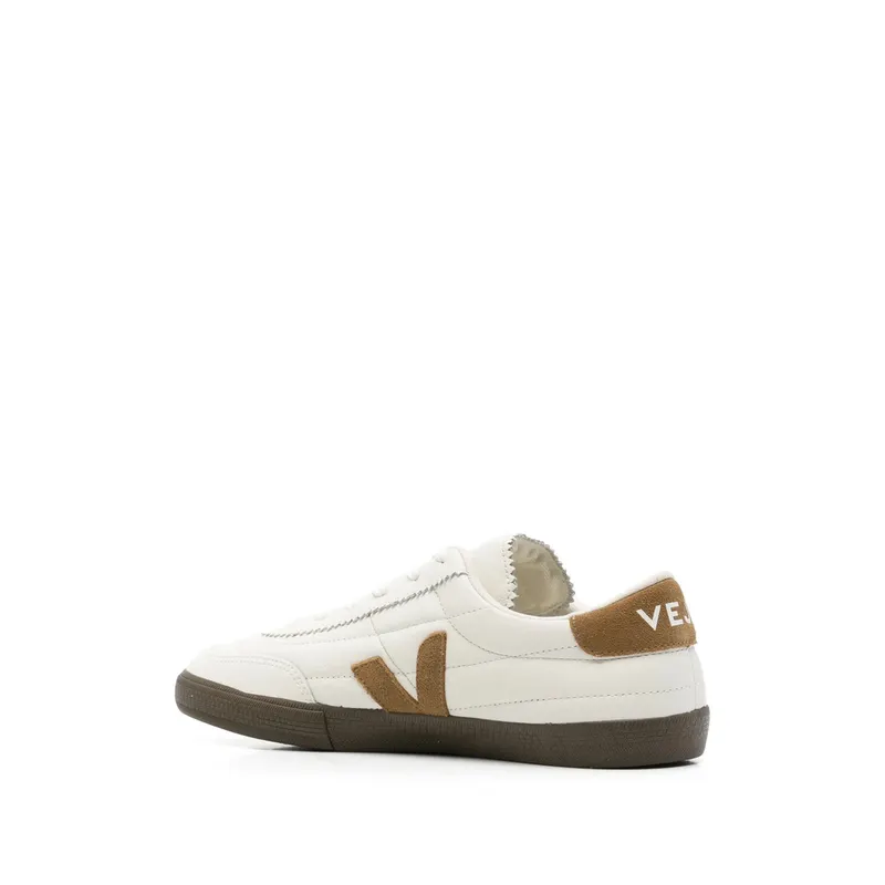 Veja Panenka “White” (FU2021841)