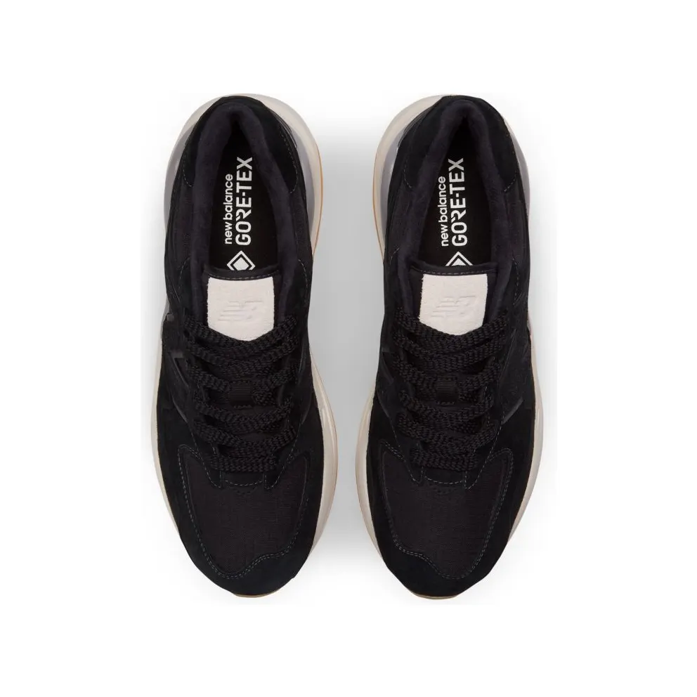 New Balance 57/40 Black / Sea Salt / Moonbeam (M5740GXB)