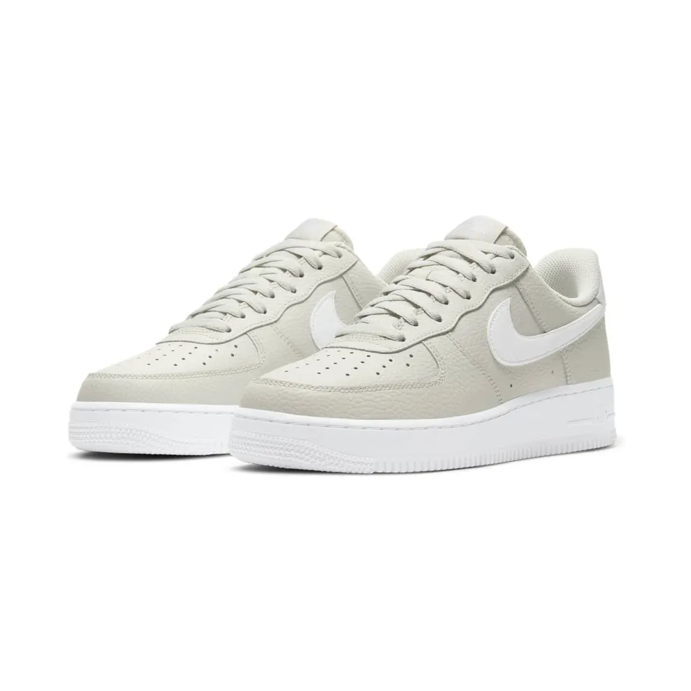 Nike Air Force 1′ 07 White (CT2302-001)