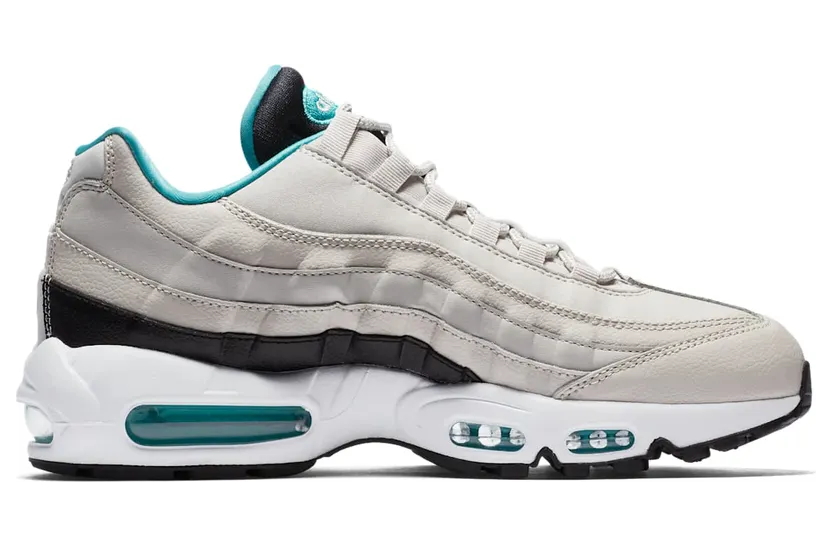 nike-air-max 749766-027