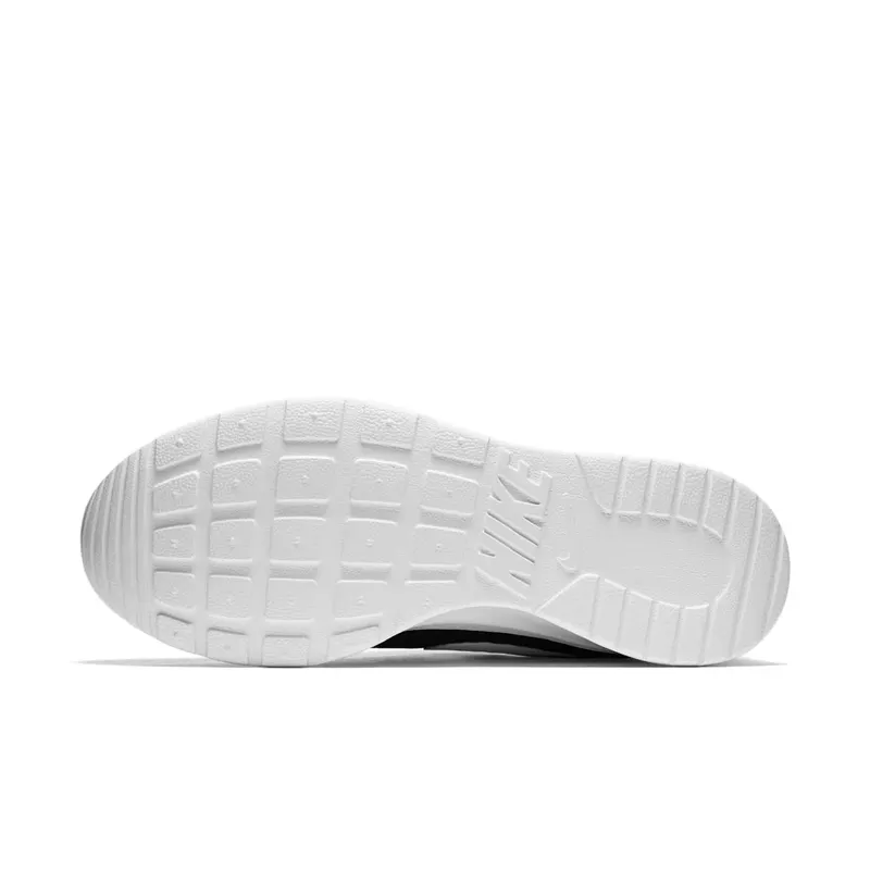 Nike Tanjun Black White (W) Black/White (812655-011)