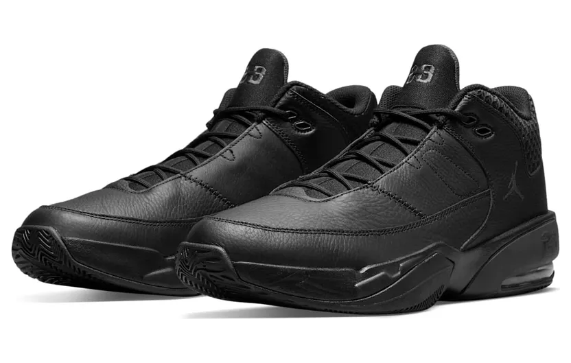 air-jordan-max-aura CZ4167-001