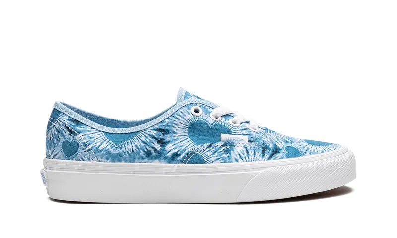 Vans Authentic “Tie-Dye Hearts” (VN0A5KS9BGW)