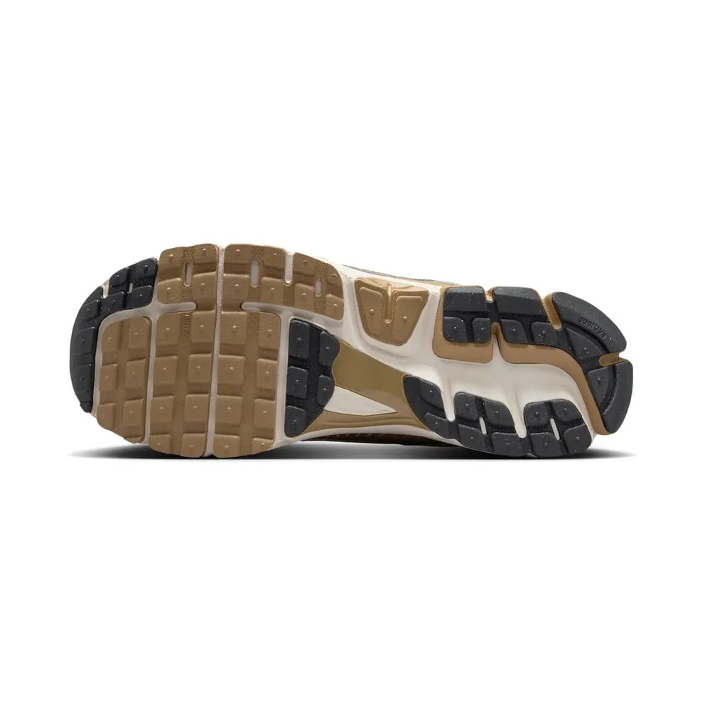 Nike Zoom Vomero 5 “Metallic Pewter” (FJ4151-006)