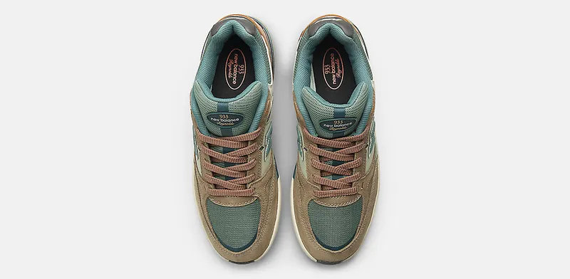 New Balance Numeric 933 Andrew Reynolds Mushroom New Spruce (NM933ORI)