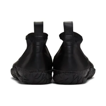 issey-miyake-men-sneaker AJ001