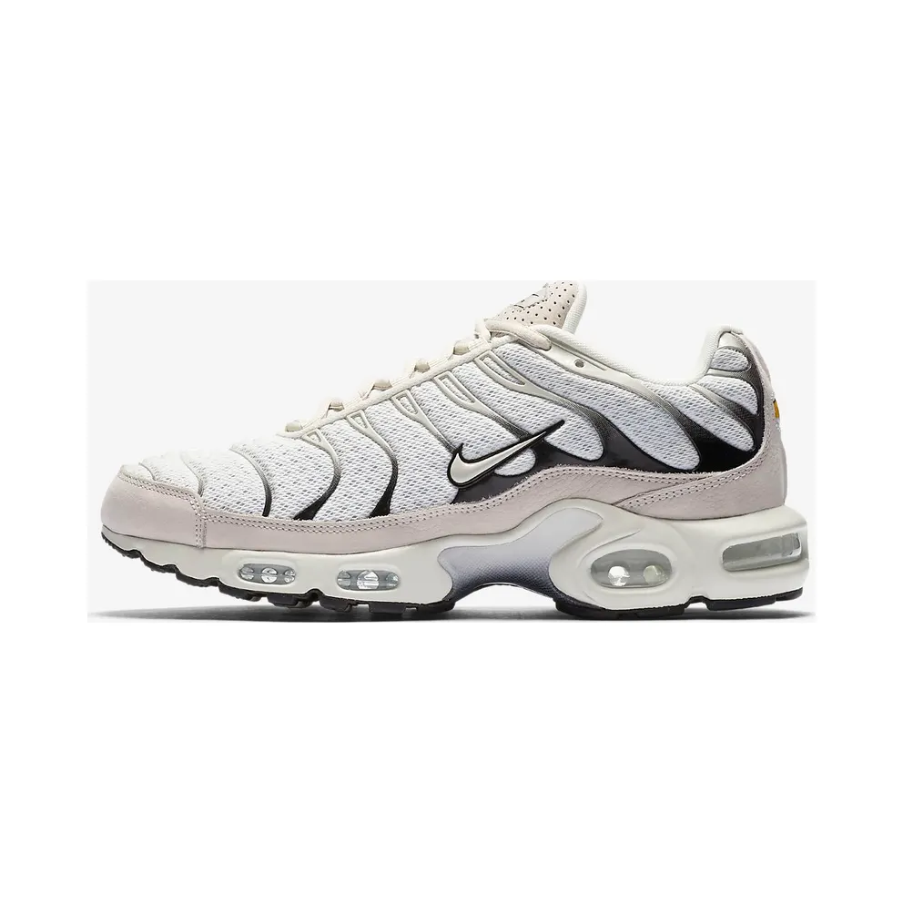 Nike Air Max Plus Sail Black Sail/Black-Salsa Red (898018-100)