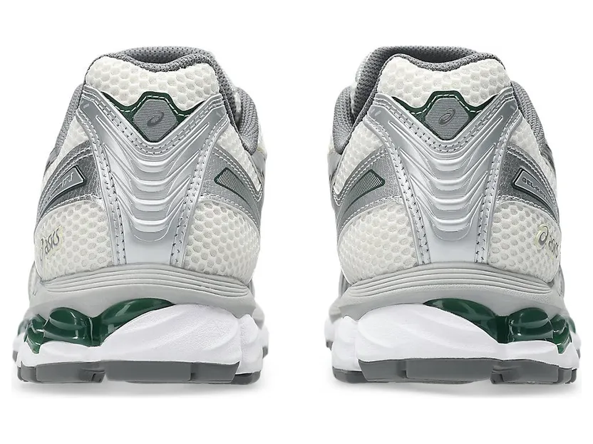 Asics Gel-Kayano 12.1 “Cream Carbon”: de nette lichte keuze (5)