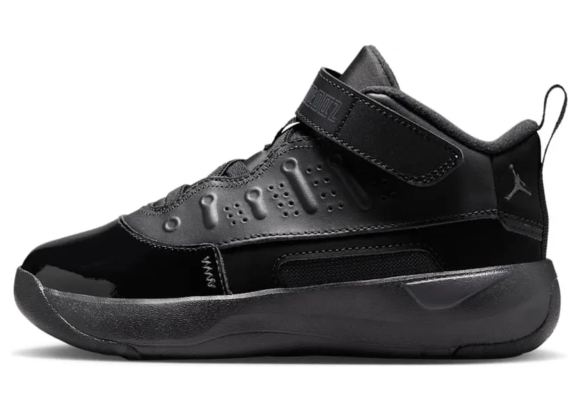 air-jordan-max-aura HQ2090-001
