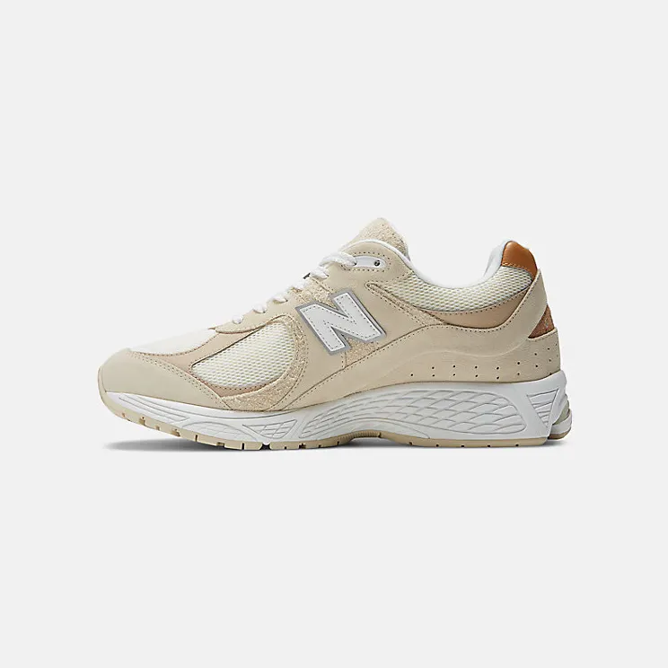 new-balance-2002r M2002RSC