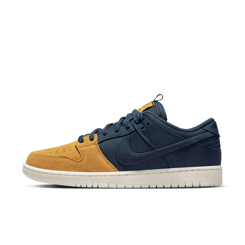Nike SB Dunk Low “Midnight Navy/Desert Ochre” (DX6775-400)