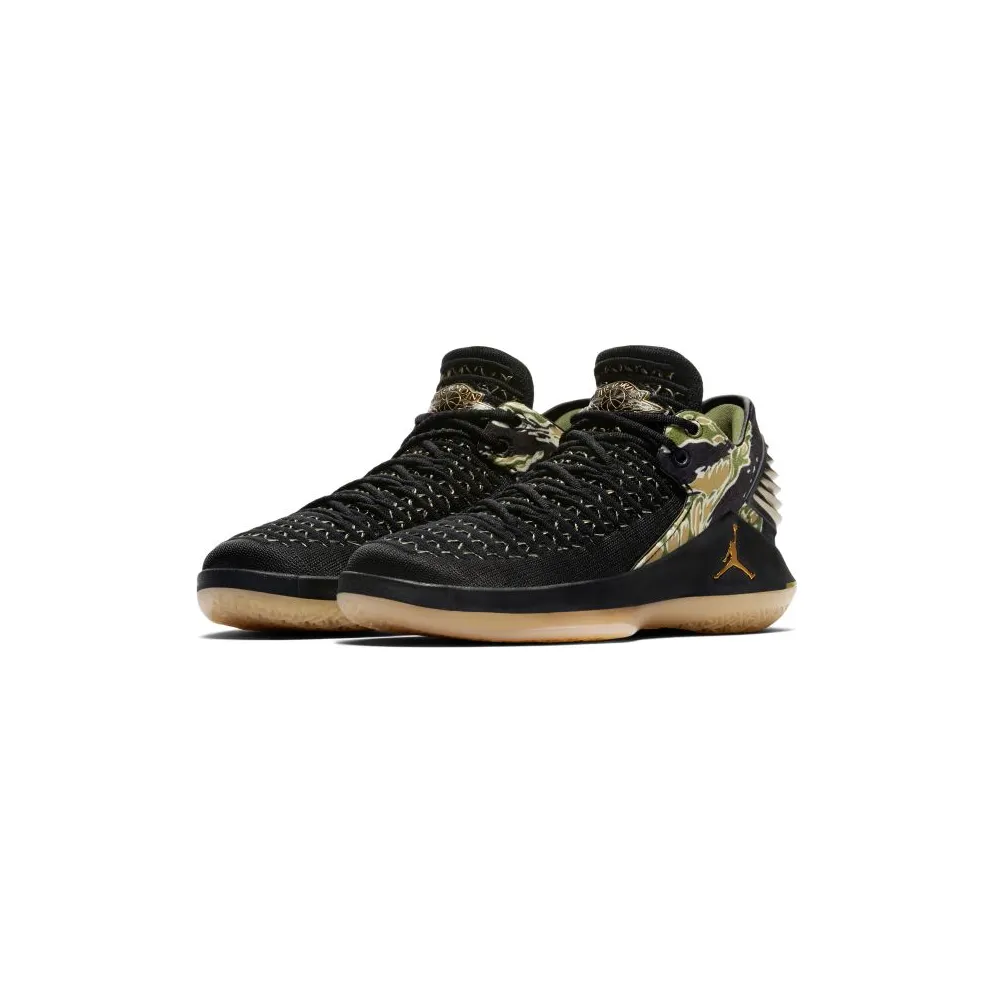 Jordan XXXII Low Camo (GS) Black/Metallic Gold-White (AA1257-021/AH3347-021)