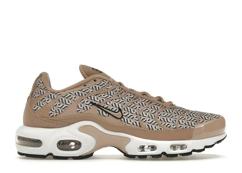 Nike Air Max Plus United in Victory (FB2557-200)