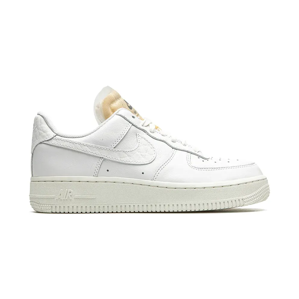 Nike ‘Air Force 1 LX’ – White (CZ8101)
