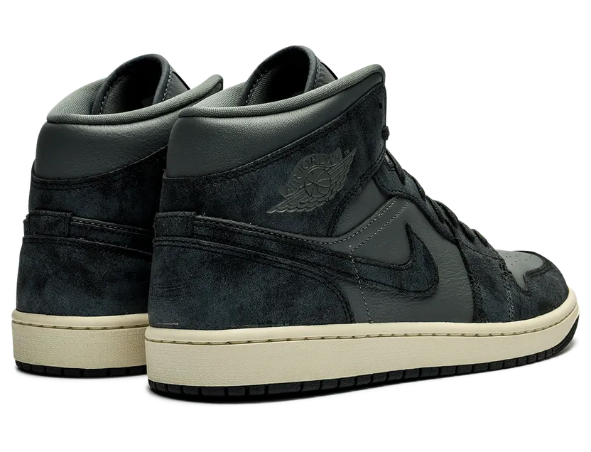 air-jordan-1 FJ3448-001