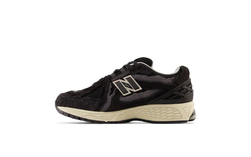 New Balance 1906R “Protection Pack – Black” (M1906DD)