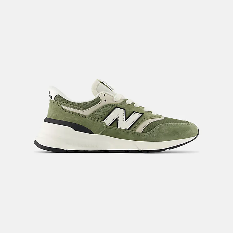 New Balance 997R “Green / White” (U997RPCA)