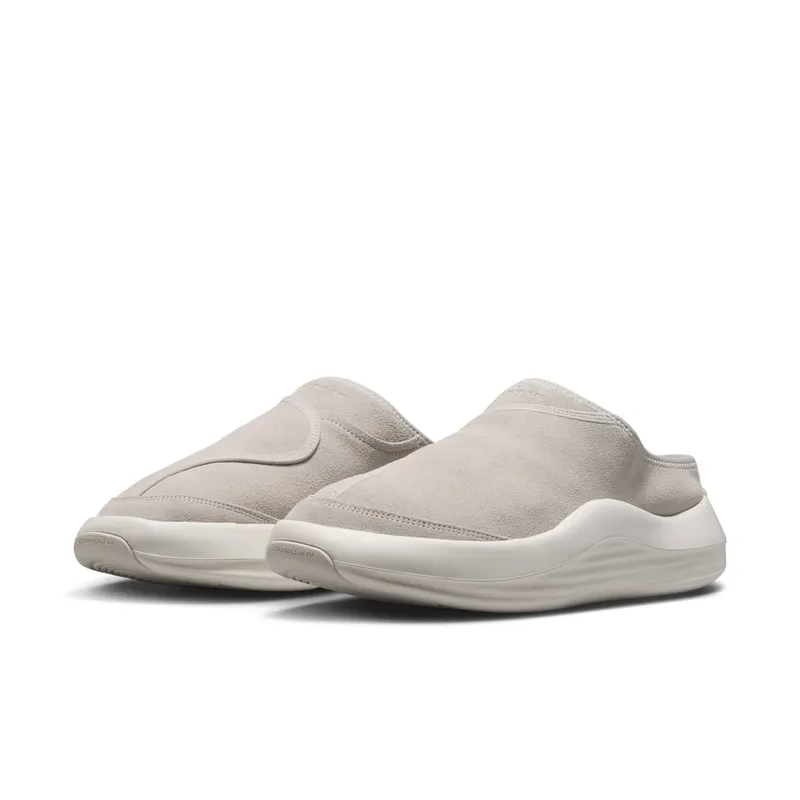 Jordan Future Mule – “Light Iron Ore / Legend Medium Brown / Swan” (HV5073-003)