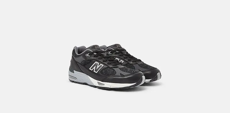 New Balance 991 “Harris Tweed – Black/Grey” (M991DJ)