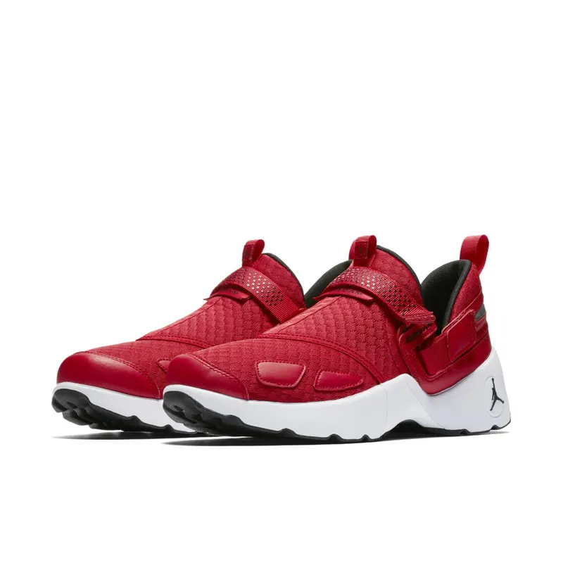 Jordan Trunner LX Gym Red Gym Red/Black-White (897992-601)