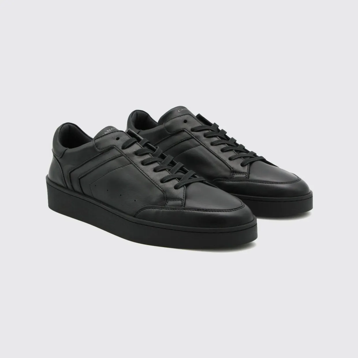 Canali Low-Top Trainers in Two-Tone Smooth Leather with Laminated Logo Black (491213RA01019110)