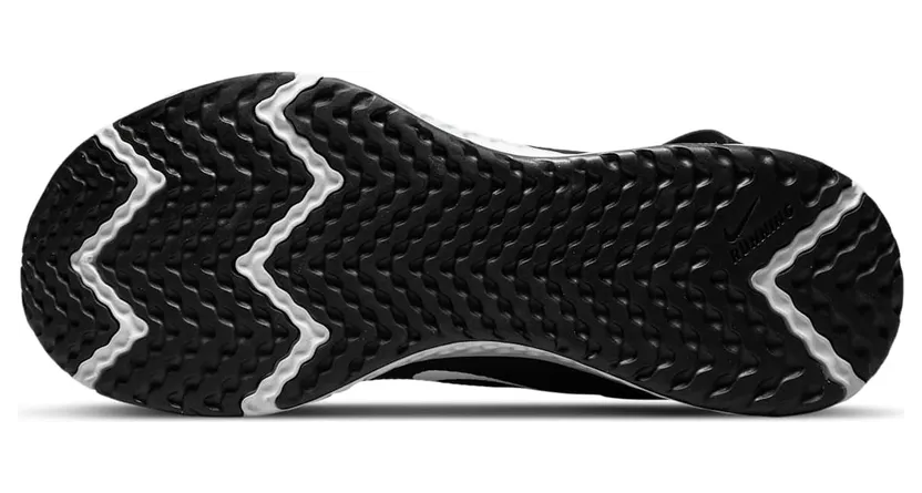 nike-revolution BQ3211-004