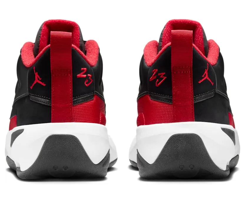 air-jordan-max-aura HQ2091-003