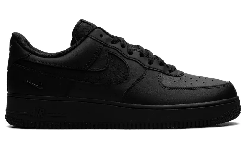 Nike Air Force 1 ’07 Lv8 ripstop sneakers – Zwart (IH4452)